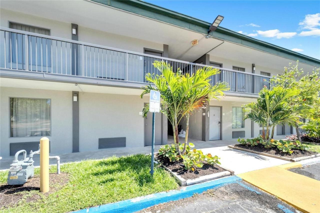Hotel Marina Vibes - Sarasota South Bradenton Exterior foto